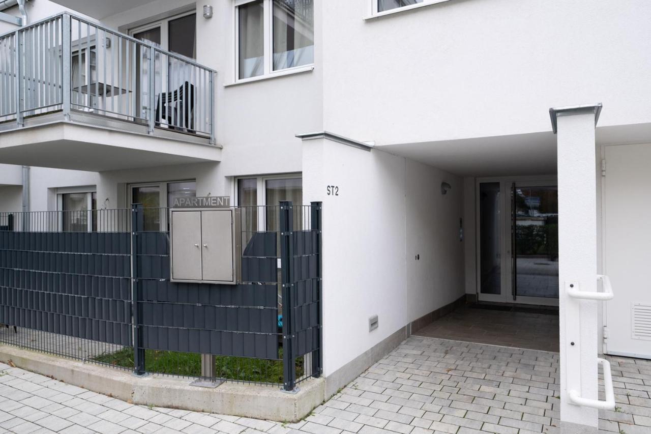 וינה Modern Apartment With Tiny Garden Near City Center מראה חיצוני תמונה